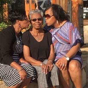 Meet your Posher, Pamela